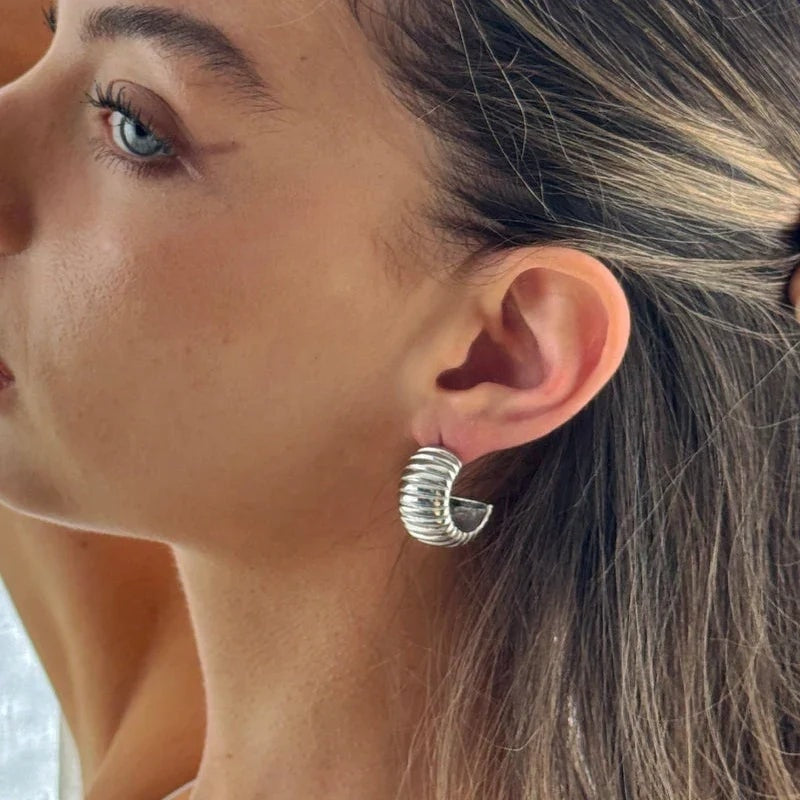 Chunky Ribbed Croissant Hoops